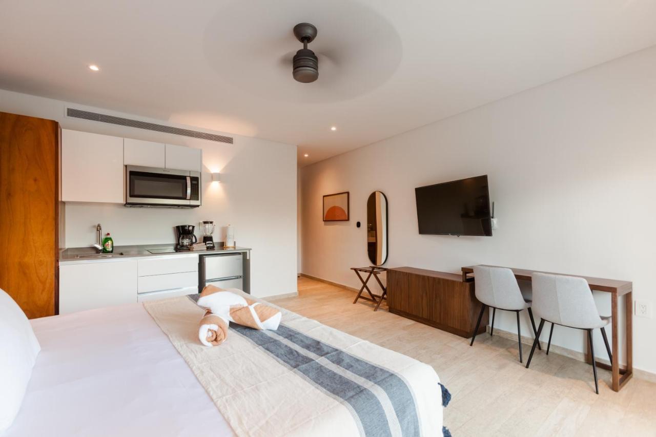 Studio Apartment