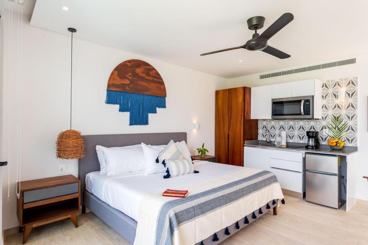 Suite with Lake View