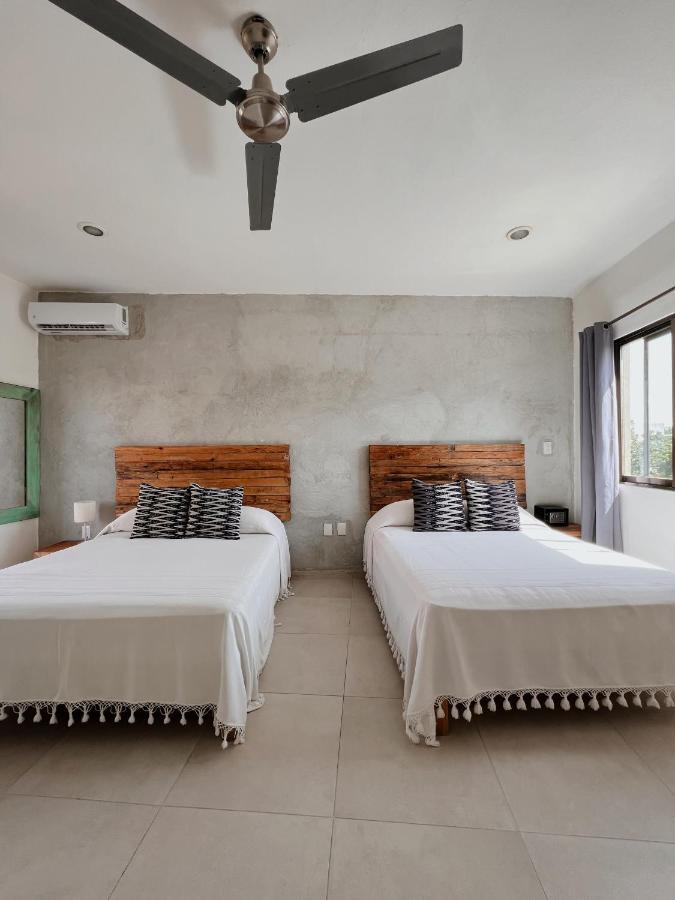 Doppelzimmer mit 2 Doppelbetten