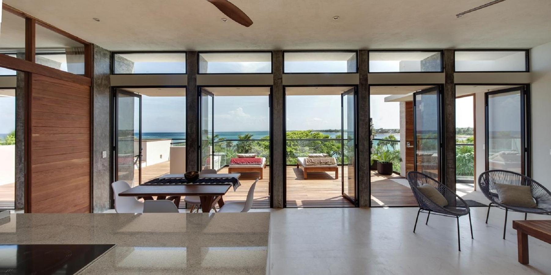 Apartment Sea View Top Floor