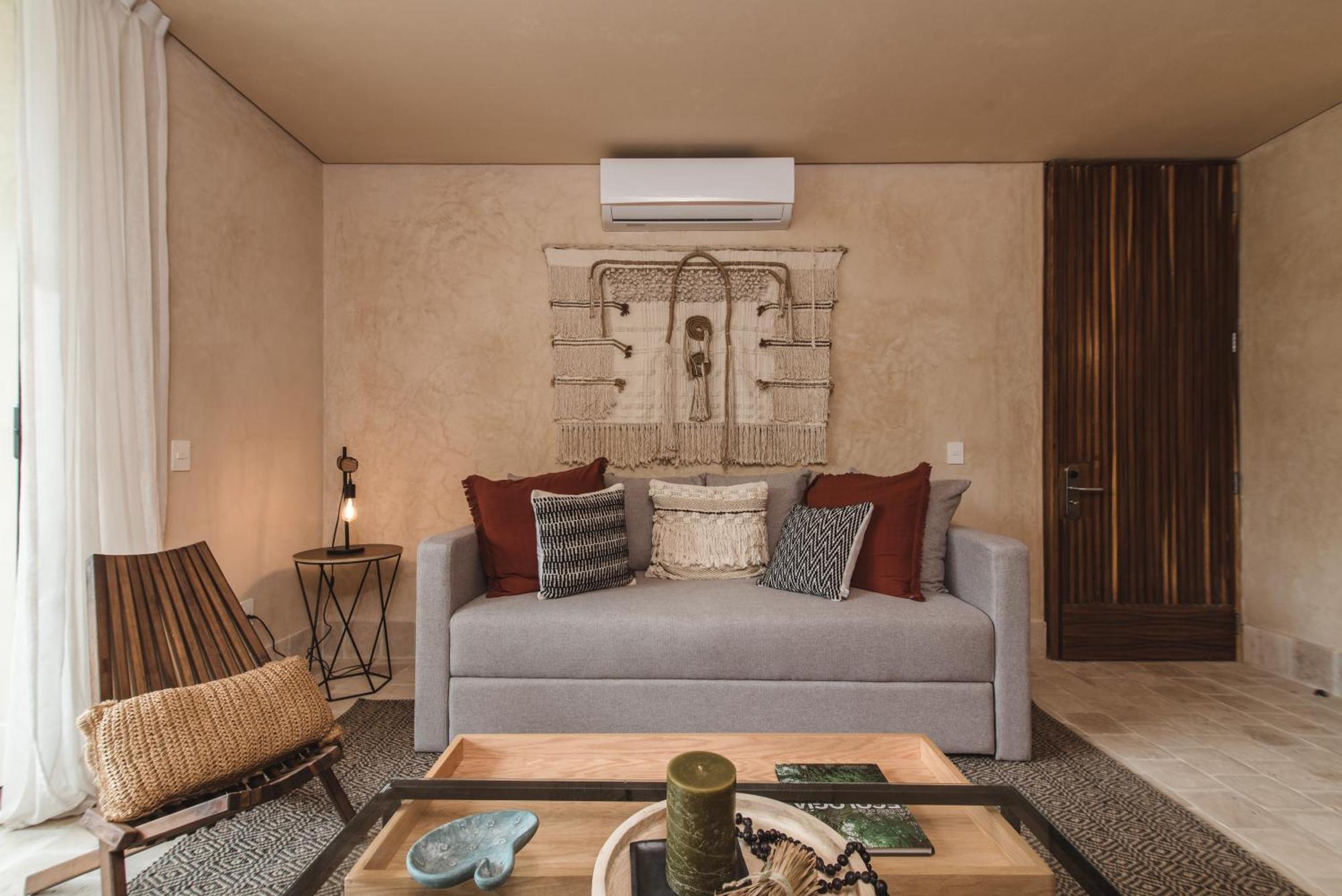 Apartment mit Balkon