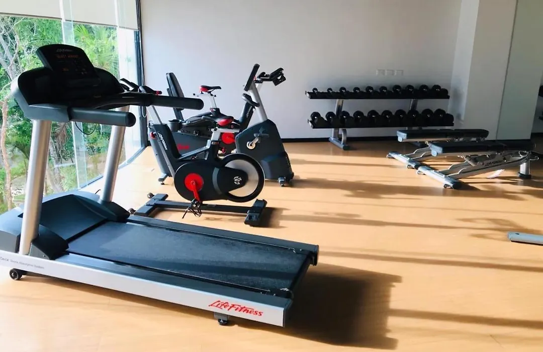 Baeak- C102-Boho Chic Studio 360º Rooftop Pool Gym-1