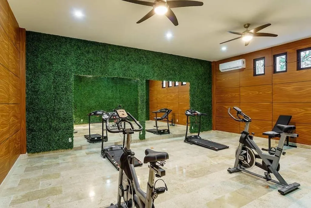 3 Bedroom Ph - Private Pool - Gym & Cinema-1
