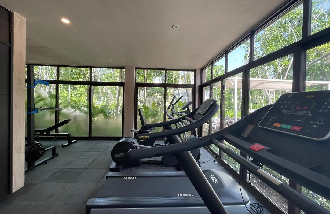 Magnificent Stylish Apartment Charming Private Terrace Wonderful Community Pool Amenities-1