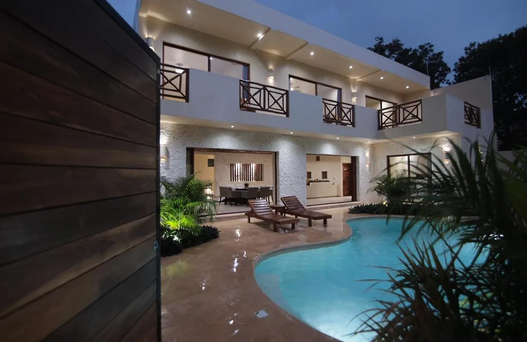 Incredible Stay 4 Nights Get 1 Extra Free Night Chef-Yacht-Spa Services-1