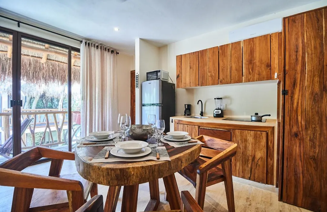 Lovely Double-Floor Apartment La Veleta Private Rooftop, Swimming Pool, Bikes & Balcony-1
