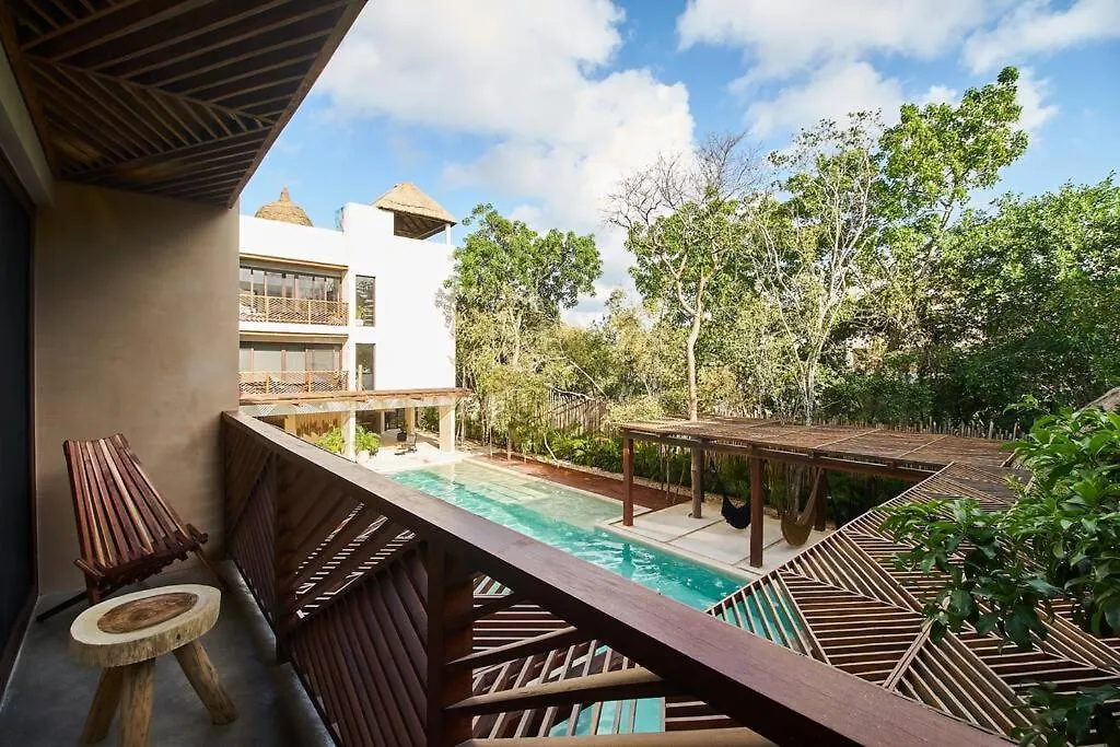 Taanah 1 Bedroom Condo Chic Decor /Fast Wifi/Full Kitchen/Balcony-1