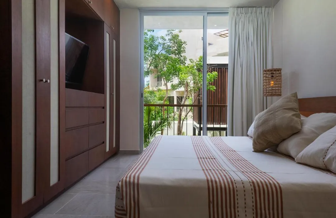 Peaceful 1Br In Veleta, Pool & Balcony - A203-1