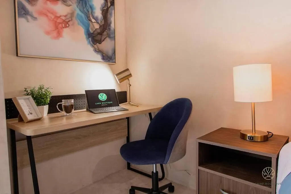 Bright 2Br Apt - Tanning W/Outdoor Tub - Yoga Deck-1