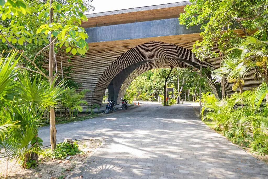 Appartamento Essentia Luxury Jungle 2Br With Private Pool-1