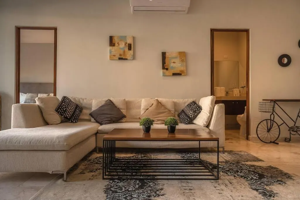 Brand New Beautiful & Spacious 3Br Near The Beach-1