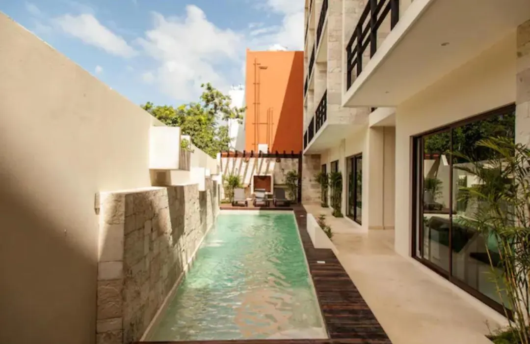 Blue Luxury La Veleta-1