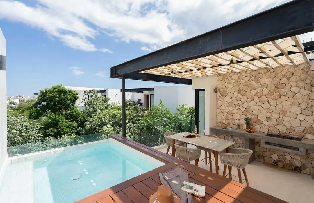 Baeak- Ph2A- Penthouse Studio Private Rooftop Pool Bbq-1