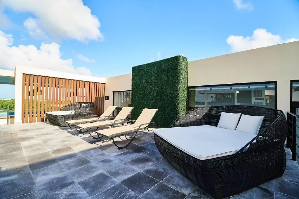 Moonlight Top Bright&Spacious 2Br Apt W/ Gym & Private Pool-1