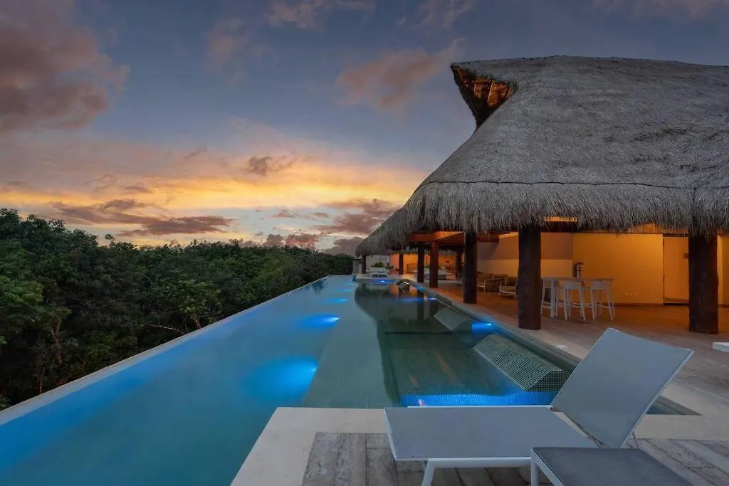 Premium Apartment W/Private Pool & Garden - 4 Pax-1