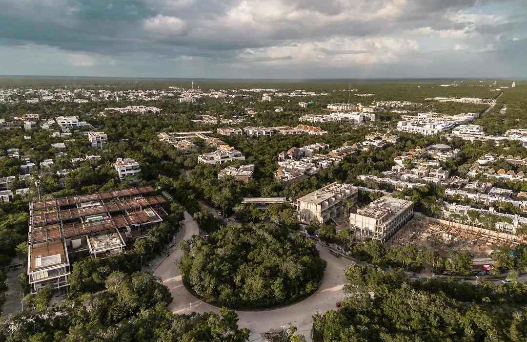 Kite Experience~ Beautiful 3-Bedroom Condo W/ Rooftop Pool!-1