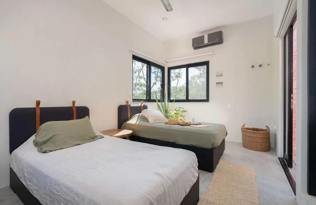 Luxury And Modern! Casa Petra With Private Pool-1