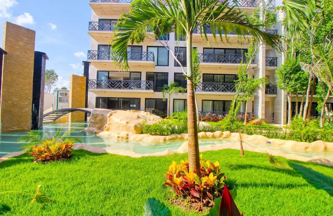 Palais At Av Coba, Unit Q102-1