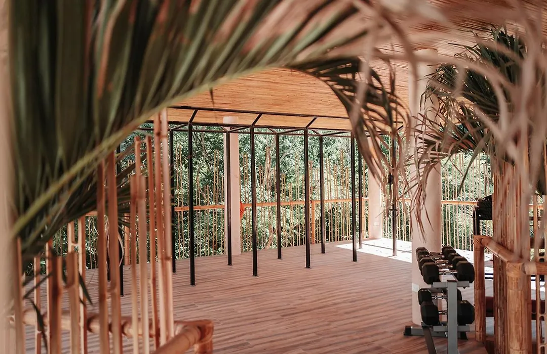 Brand New, Ph Roof Top Jungle View, Private Pool.-1
