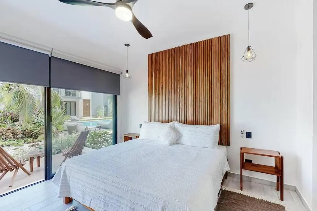 Spacious Condo, beautiful pool, Wi-Fi - Casa Kaanal 104-1