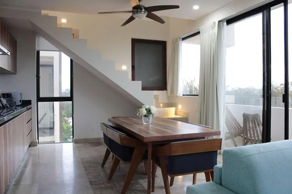 Spacious 3 Bed Penthouse With Rooftop And Gym-1