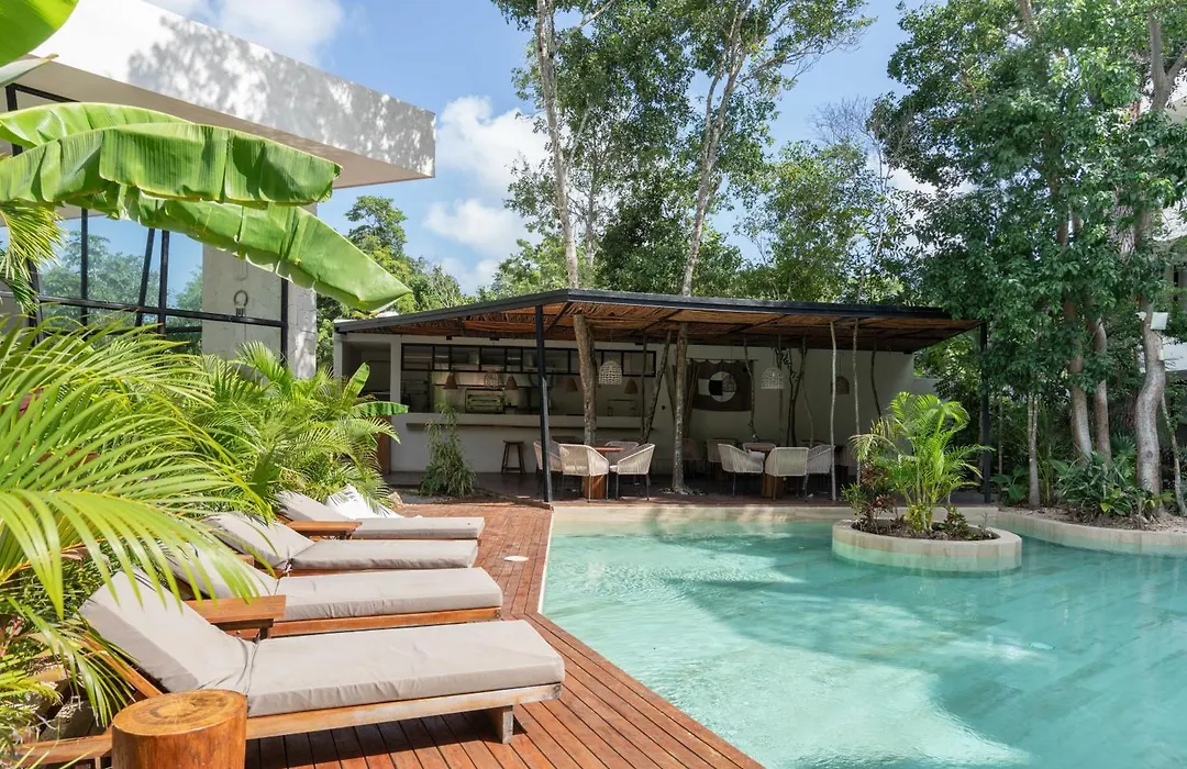 Jade Tulum-1