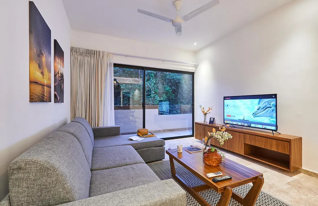 Vibrant Modern Apartment With Balcony Phenomenal Swimming Pool Gym Best Location In Tulum-1