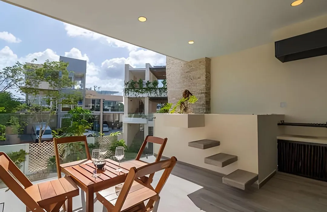 Private Pool Apartment Moots 203-1