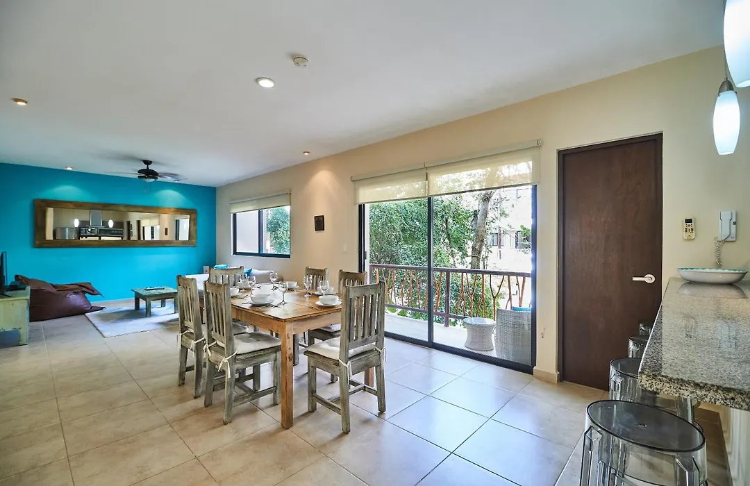 Dorian Gray - Pool & Beach Club Access & 300Mbps Wifi-1