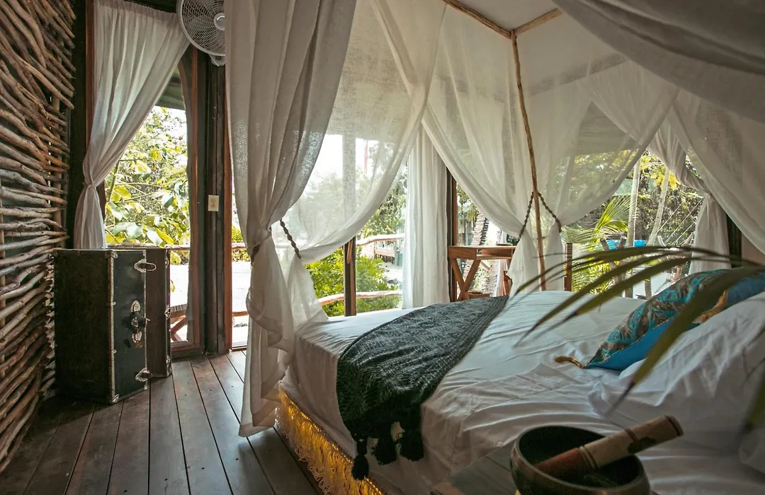 Nunum - Luxury Tenting-1