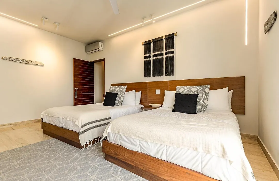308-303 Beautiful Apartments With 3 Bedrooms-1
