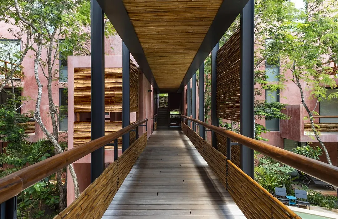 Chic Jungle 2 Bedroom Condo By Happy Address-1