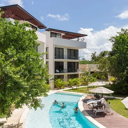 Baeak- Central Park 201D- Chic Decor 1Bdr Pool Spa Gym-2