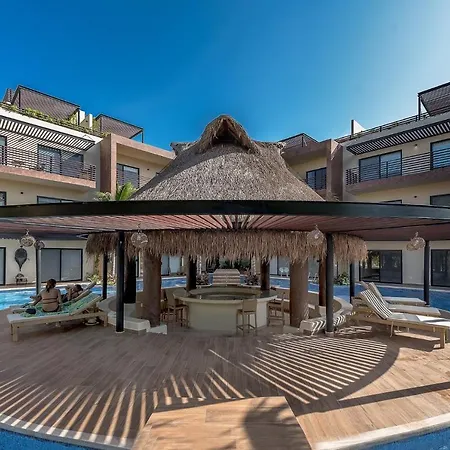 Crlstalida Swim Up & Free Bikes By Casa Paraiso-3