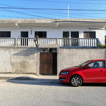 Posada 77-3