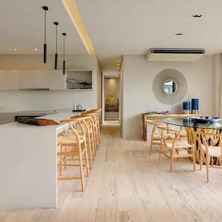 El Xielo Luxury Apartments By Lockey-3
