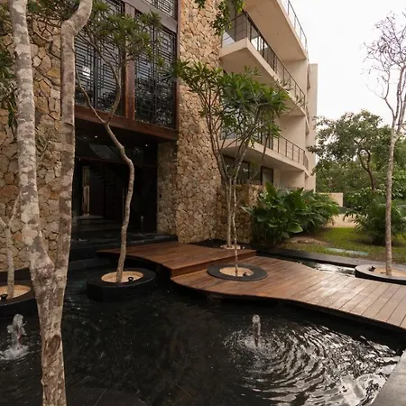 The Drunk Luxury Apartment-2
