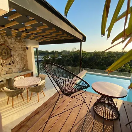 Baeak- Ph3A- Ixchel Penthouse Studio Private Rooftop Pool-2