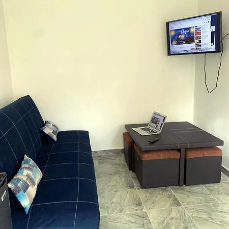 #5 Magnificent Cute Downtown Apartment - Daily/Monthly-2