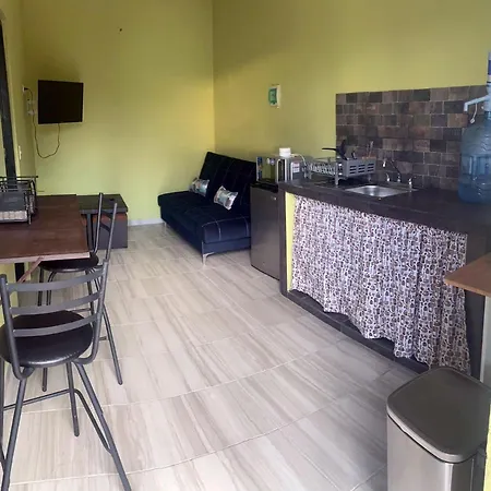 #2 Awesome Cute Downtown Apartment - Daily/Monthly-3