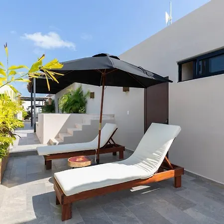 Deluxe New Condo L Jacuzzi L 2 Bedroom L Bbq L Roff-3