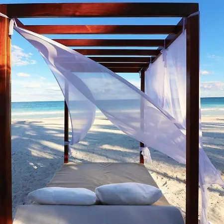360° Panoramic Pool / New Luxury & Spacious Suite-2
