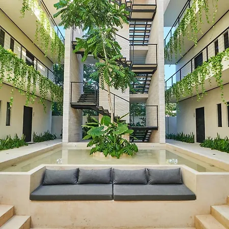 Brand New & Homely Studio In La Veleta With Fitness Area, Insta Worthy Pool, Lounge Area With Jungle View And Sun Loungers-3