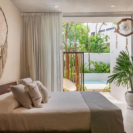 Premium Studio With Direct Pool Access Near Calle 7-3
