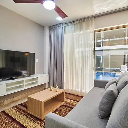 Sherlock - Swim Up Suite & Gym & Beach Club Access-3