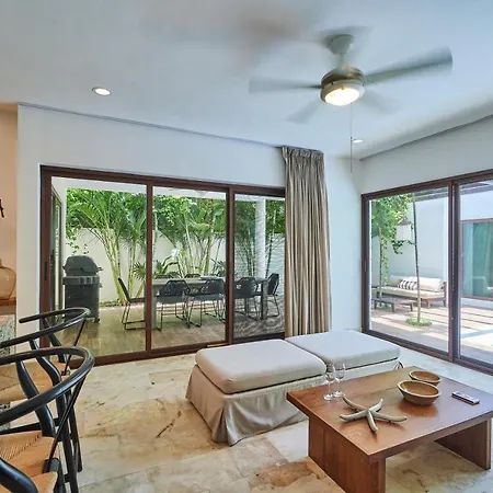 Casa Mallorca Tropical Vibes Private Pool Backyard With Grill Sunroof & Hammock Concierge & Wifi-3