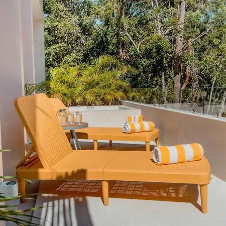 Bright 2Br Apt - Tanning W/Outdoor Tub - Yoga Deck-2