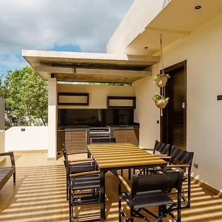 Tropical Luxury Private Villa With 2 Private Pools-3