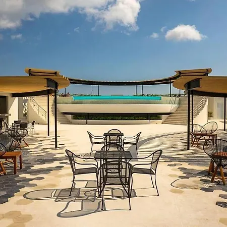 Baeak- A102- Boho Chic Studio 360º Rooftop Pool Gym-3