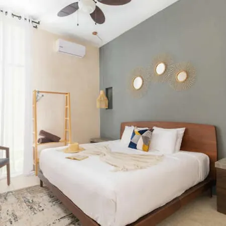 Exclusive 2 Apartments In 1 Great Location With Amazing Pool And Amenities-3